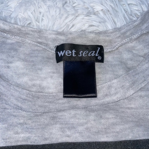 Wet seal YO crop top grey size medium sleeveless hem cut off t-shirt women’s* - Picture 4 of 7